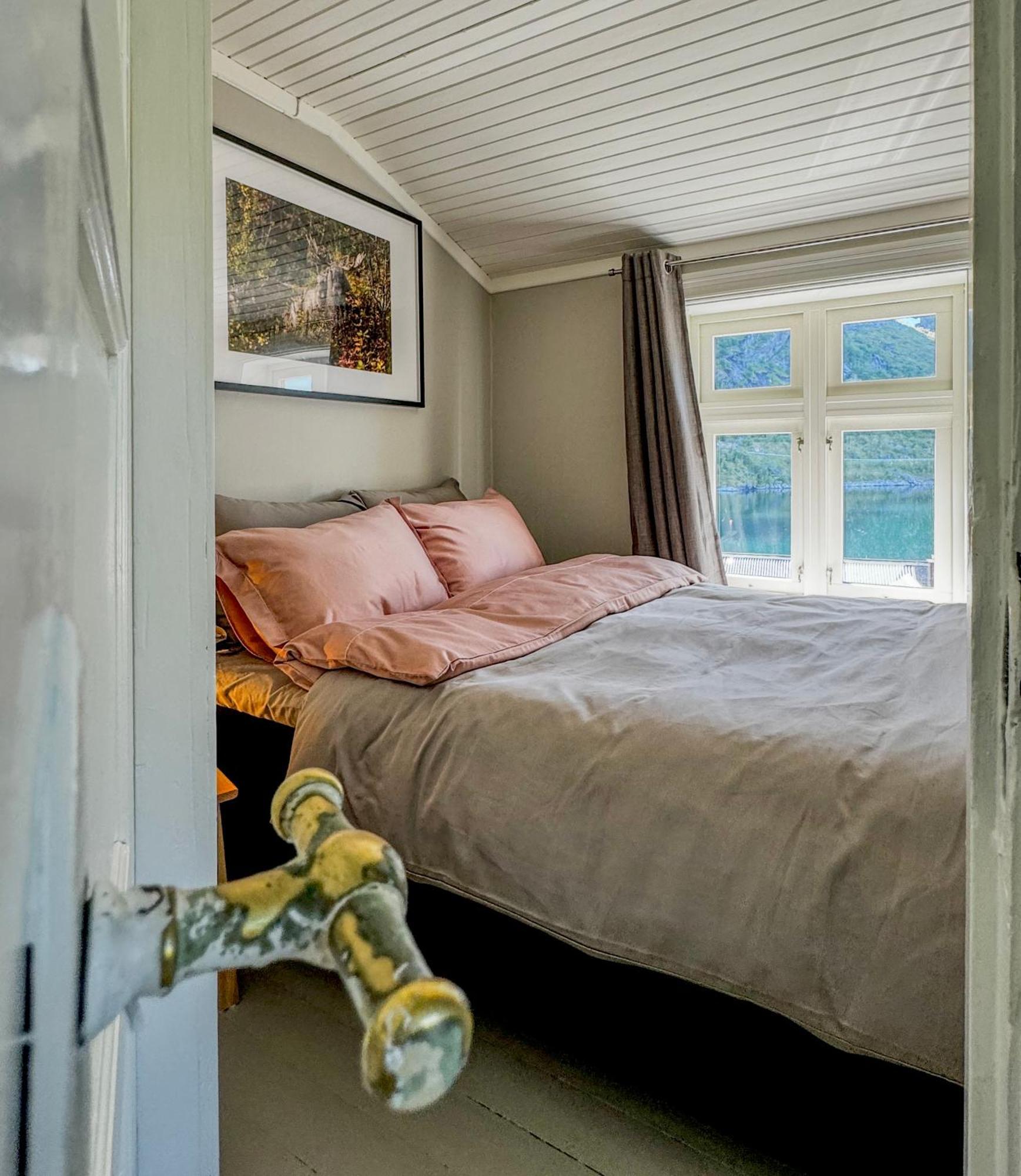 Husly Reine - Your Home With Reinebringen View 외부 사진